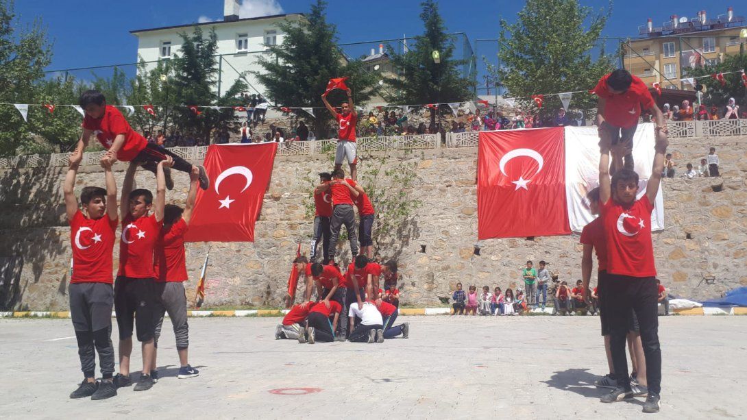 19 Mayıs Atatürk'ü Anma Gençlik ve Spor Bayramı 100'üncü Yılında Coşku ile Kutlandı!